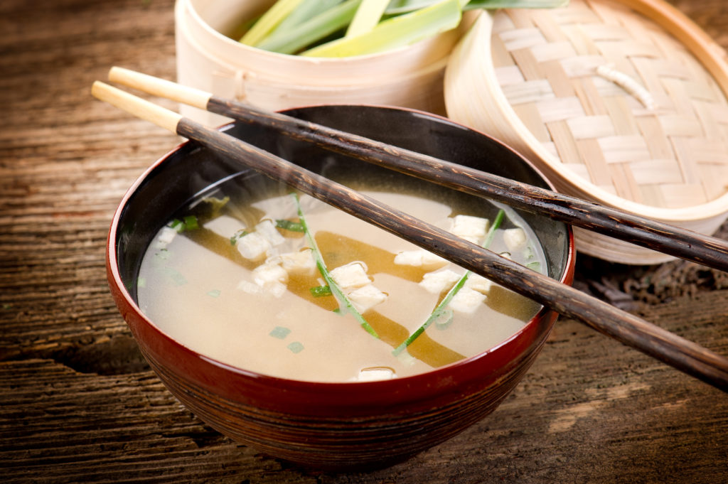 Recette : Soupe miso japonaise (Miso Shiro) – L'île aux épices